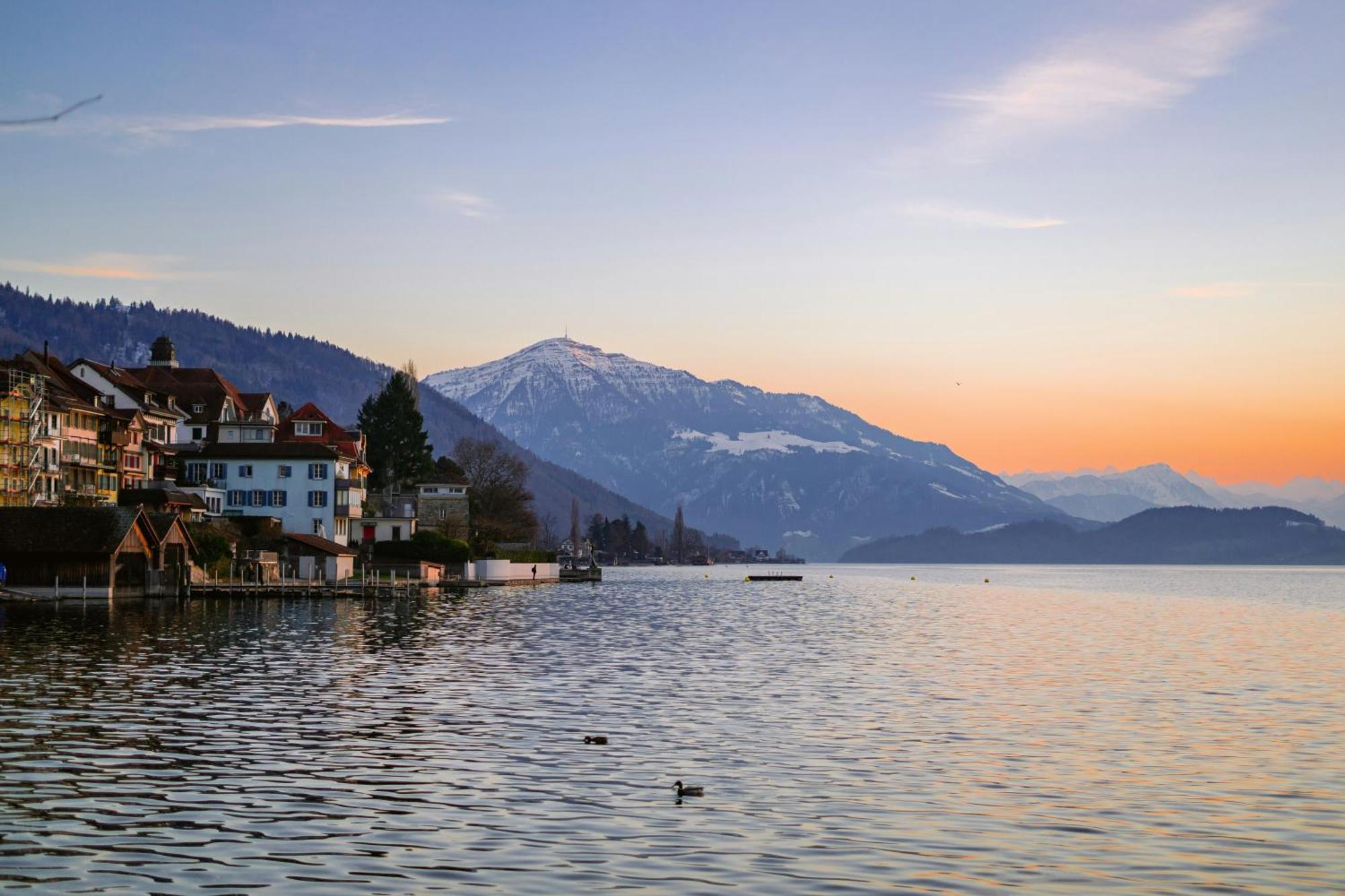 Ariser - Zug Mountain View Business Apartment المظهر الخارجي الصورة
